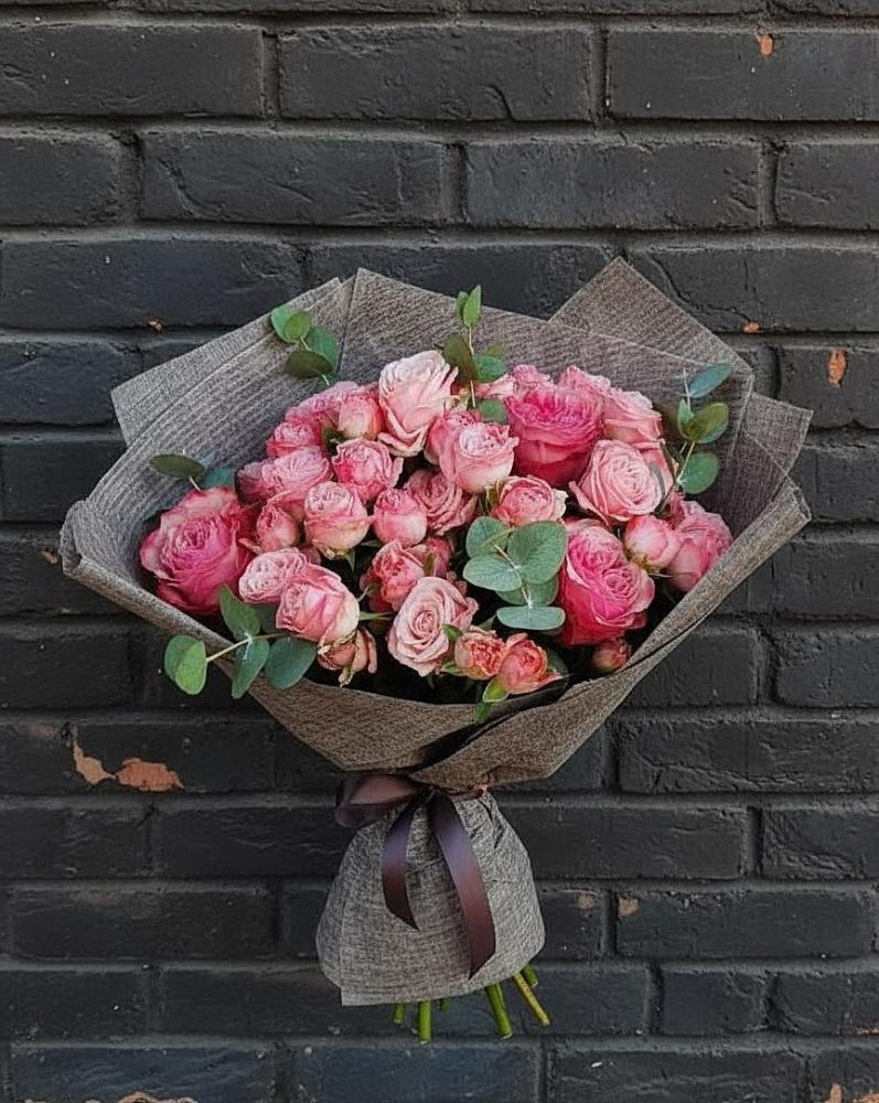 Букет цветов из: Розы в Спартак