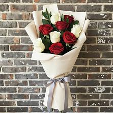 Букет цветов из:  Розы в Спартак