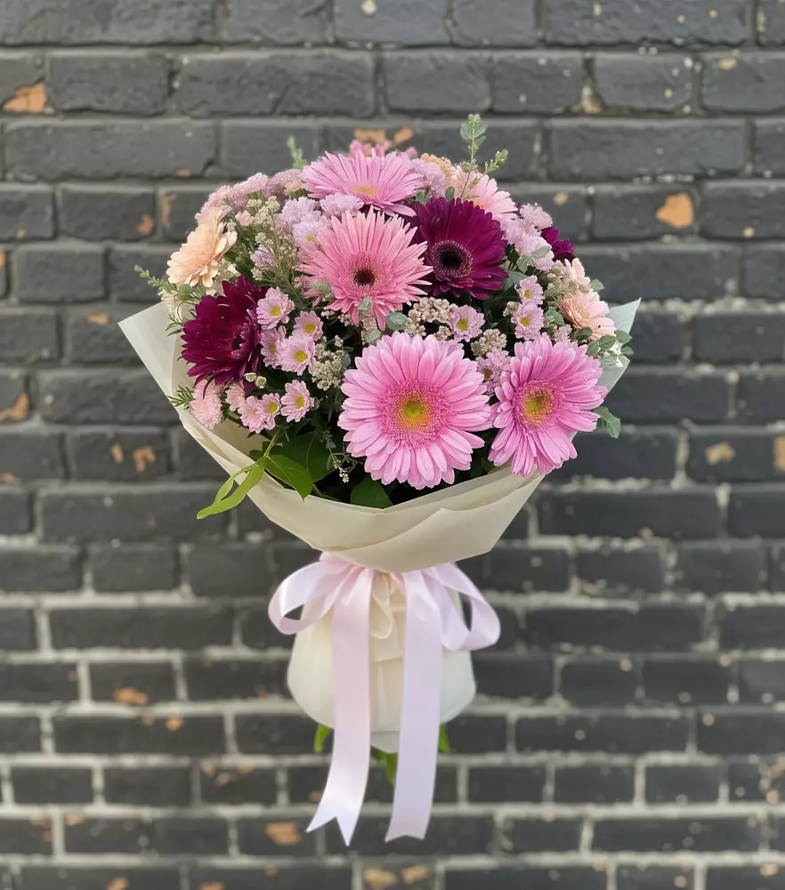 Букет цветов из: Герберы и Хризантемы в Спартак