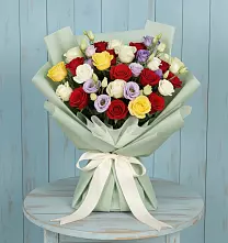 Букет цветов из:  Розы в Спартак