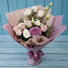 Букет цветов из:  Розы и Лизиантусы в Спартак