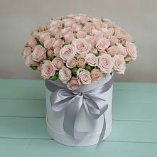 Цветочная композиция из Розы в шляпной коробке в Спартак