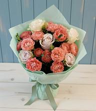 Букет цветов из:  Розы в Спартак