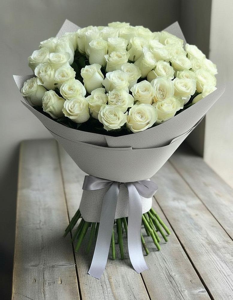 Букет 35 Белых роз в Спартак
