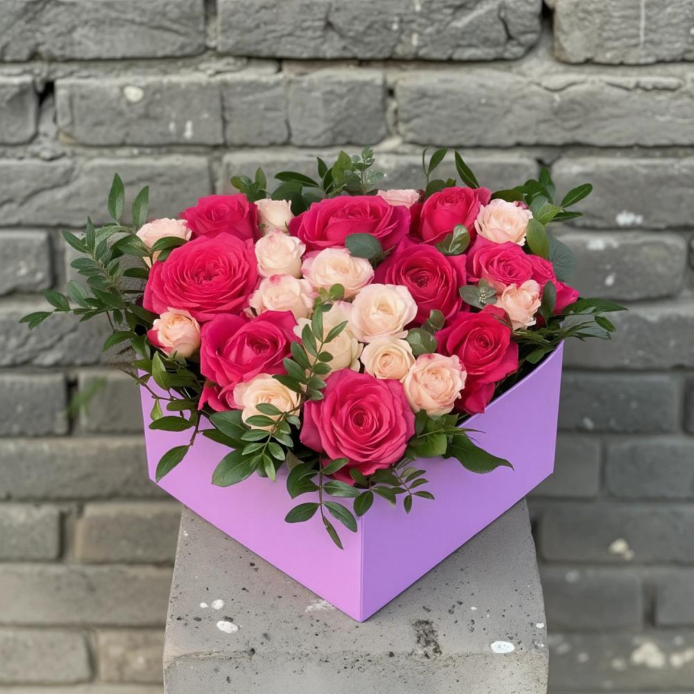 Цветочная композиция из Розы в коробке в Спартак