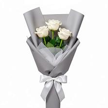 Букет 3 белые розы в Спартак