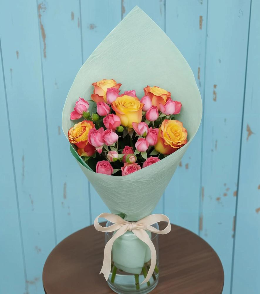 Букет цветов из: Розы в Спартак