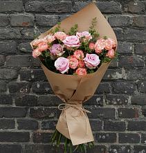 Букет цветов из:  Розы в Спартак