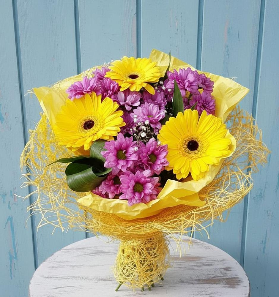 Букет цветов из: Хризантемы и Герберы в Спартак