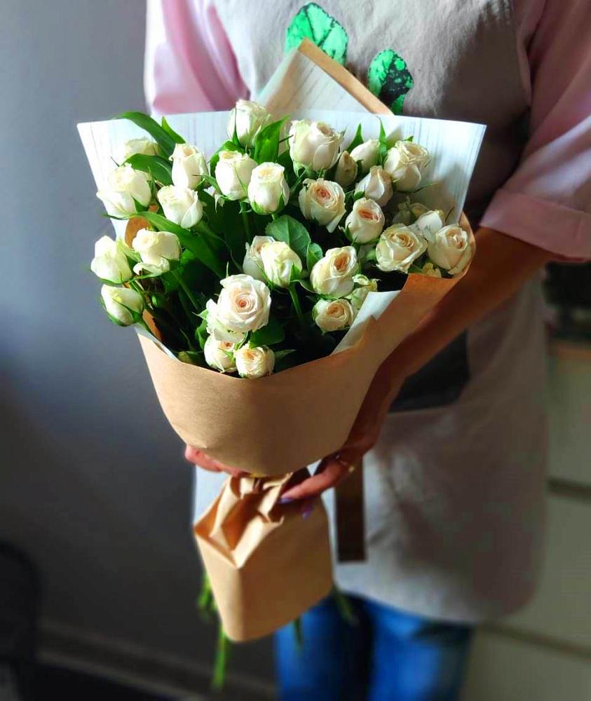 Букет цветов из: Розы в Спартак