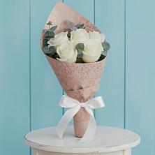 Букет цветов из:  Розы в Спартак
