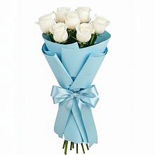 Букет 7 белых роз Проуд в Спартак