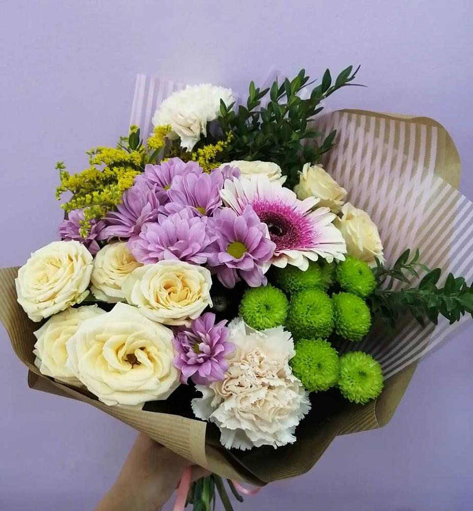 Букет цветов из: Хризантемы, Розы, Гвоздики и Герберы в Спартак