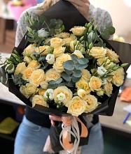 Букет цветов из:  Розы и Лизиантусы #REPLACE_PRED# Спартак