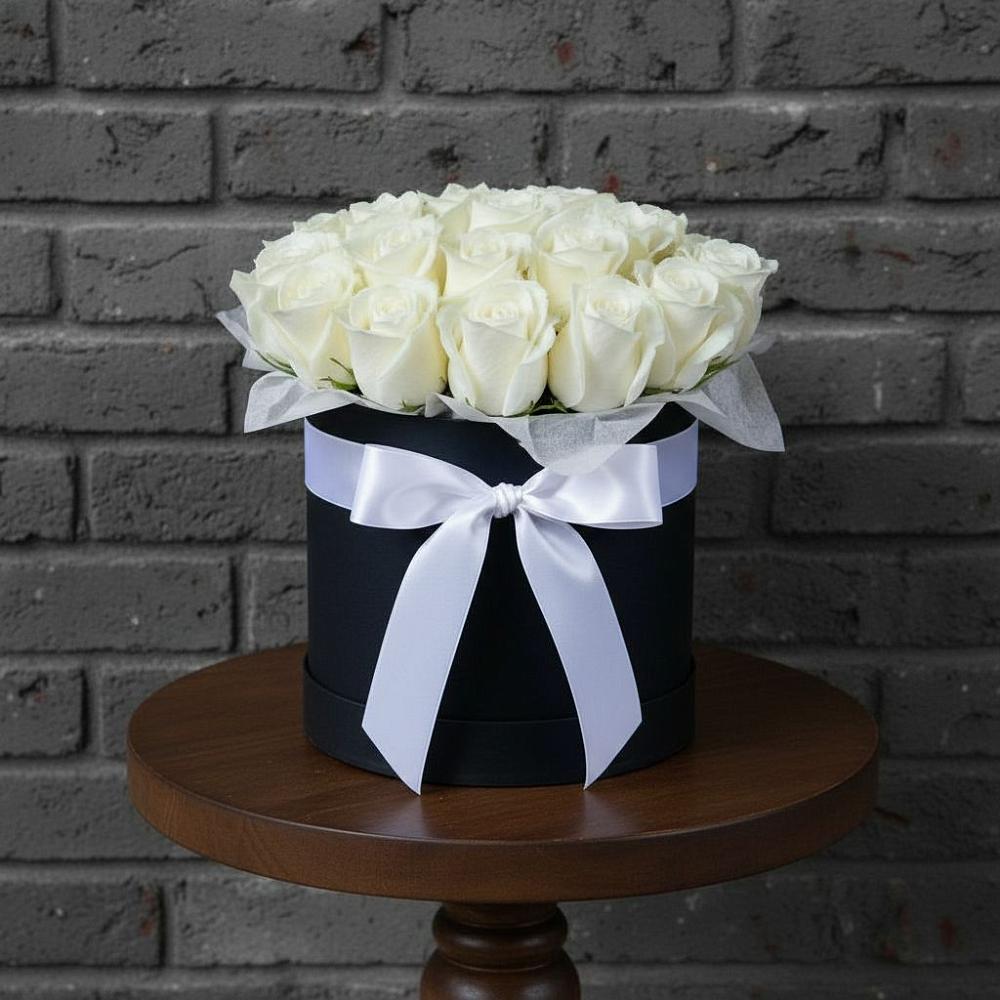 Цветочная композиция из Розы в шляпной коробке в Спартак