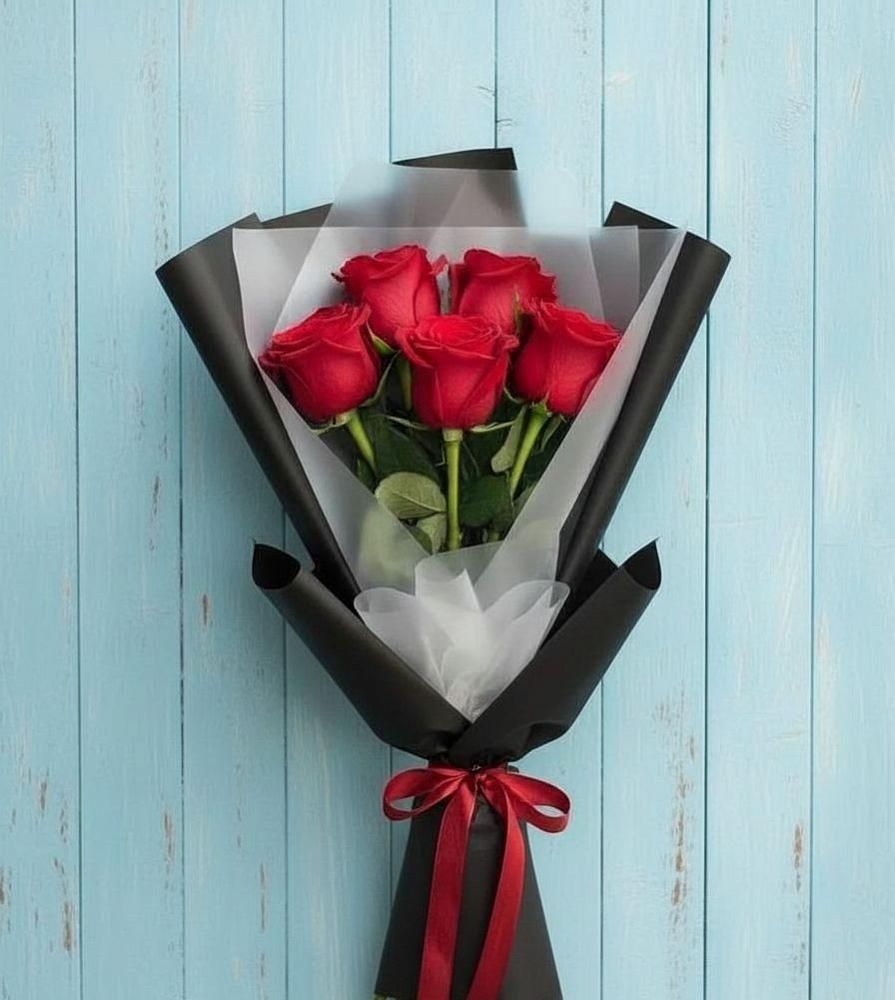 Букет цветов из: Розы в Спартак