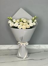 Букет цветов из:  Розы и Лизиантусы в Спартак